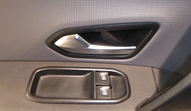 
								RENAULT Express Confort 1.5 Blue dCi 95 cv lleno									
