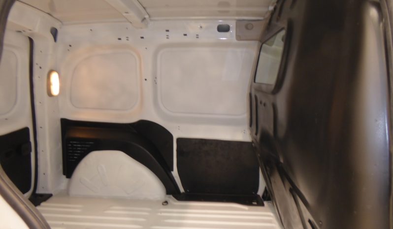 
								RENAULT Kangoo Furgon Profesional dCi, 75CV Euro 6 lleno									