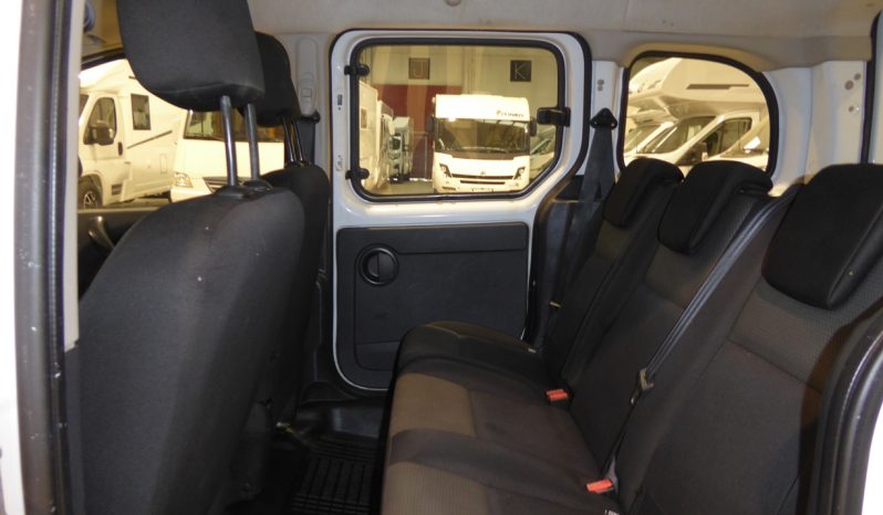 
								RENAULT Kangoo Combi Profesional dCi 75 CV lleno									