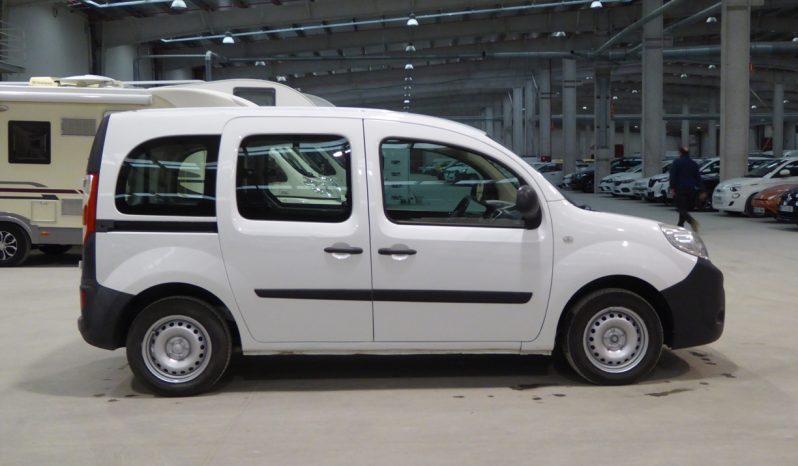 
								RENAULT Kangoo Combi Profesional dCi 75 CV lleno									