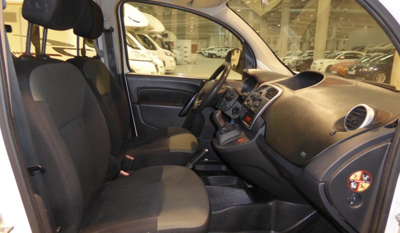 
								RENAULT Kangoo Combi Profesional dCi 75 CV lleno									