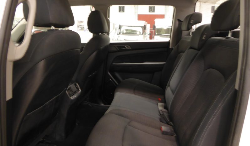 
								Ssangyong Musso Sports D22DTR 4×4 Pro 200 CV lleno									