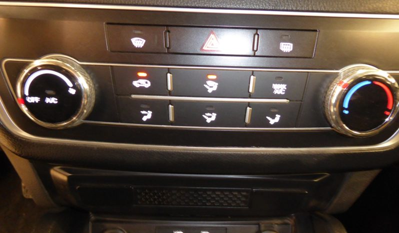 
								Ssangyong Musso Sports D22DTR 4×4 Pro 200 CV lleno									