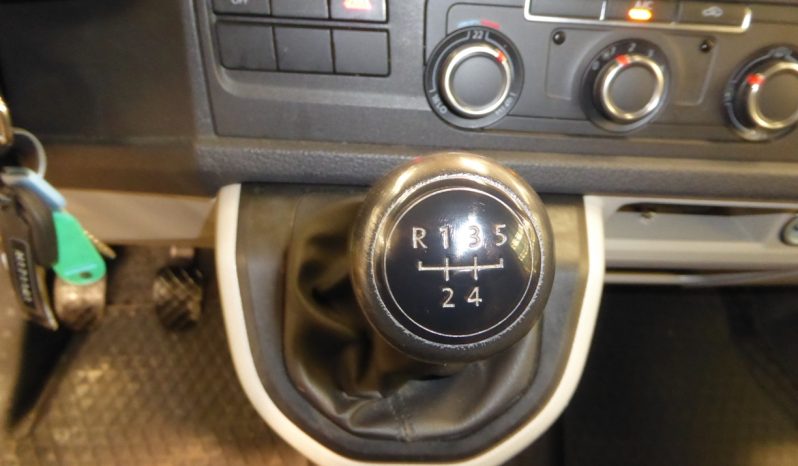 
								Volkswagen Transporter Furgon Corto 2.0 TDI 102CV lleno									