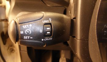 
									PEUGEOT PARTNER Pro Long 1000kg BlueHDi 100 CV  L2H1 FURGON lleno								