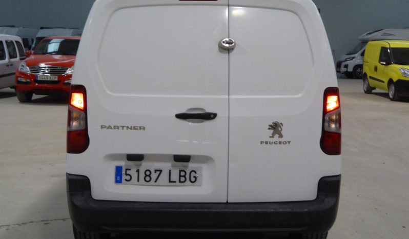
								PEUGEOT PARTNER Pro Long 1000kg BlueHDi 100 CV  L2H1 FURGON lleno									