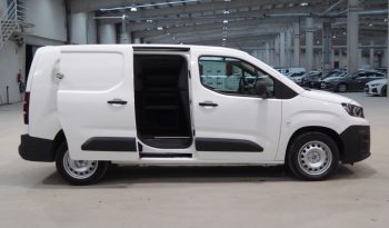 
									PEUGEOT PARTNER Pro Long 1000kg BlueHDi 100 CV  L2H1 FURGON lleno								