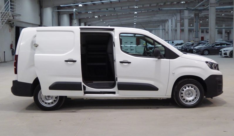 
								PEUGEOT PARTNER Pro Long 1000kg BlueHDi 100 CV  L2H1 FURGON lleno									