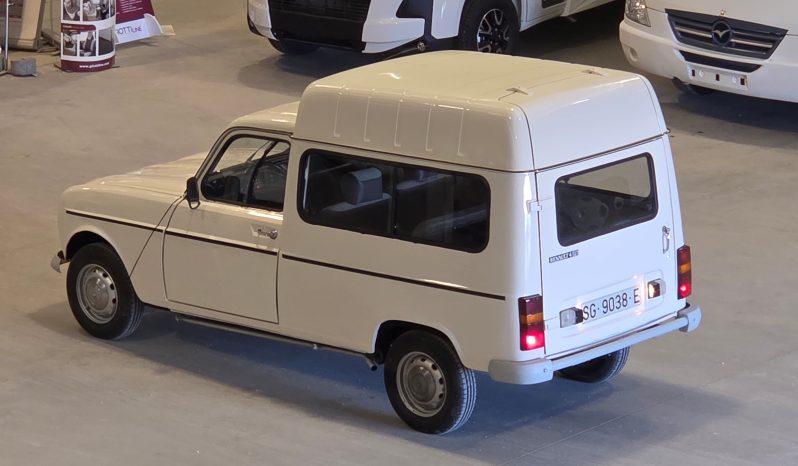 
								Renault R4 F6 combi gasolina 5 plazas lleno									