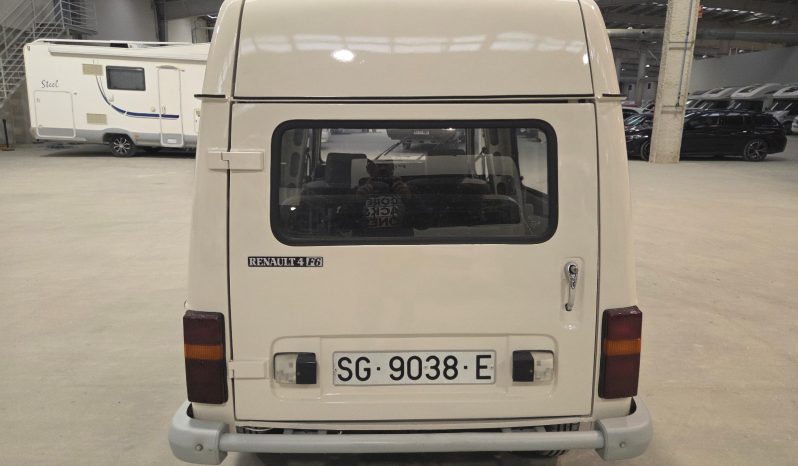 
								Renault R4 F6 combi gasolina 5 plazas lleno									