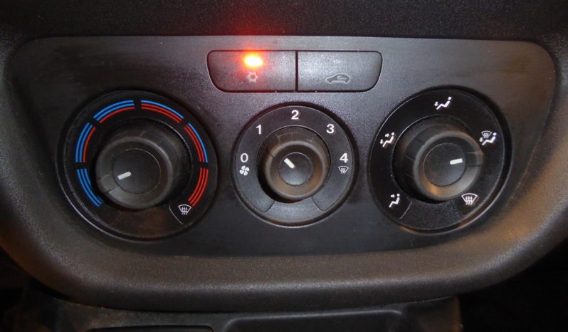
								Fiat Doblo Cargo Base 1.3 Mjet 66kW 90CV E5 lleno									
