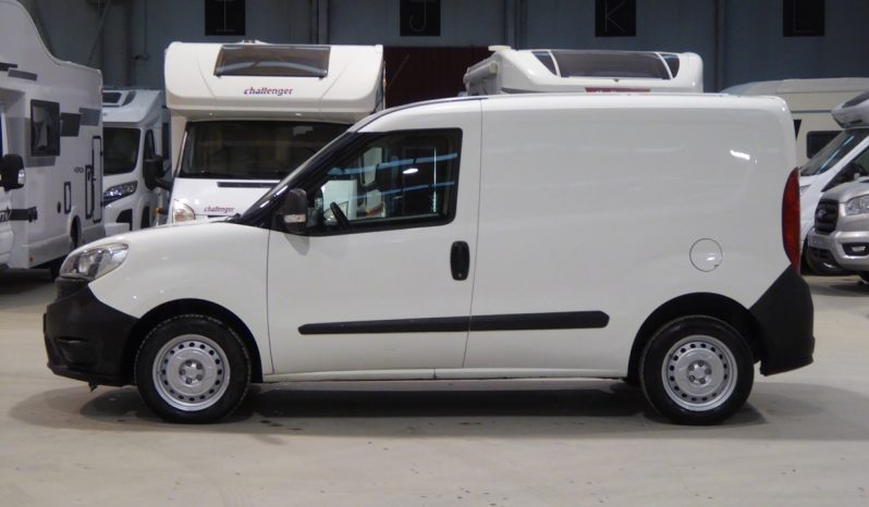 
								Fiat Doblo Cargo Base 1.3 Mjet 66kW 90CV E5 lleno									