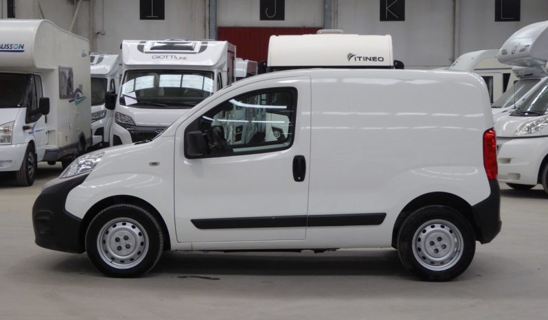 
								FIAT Fiorino Cargo Base 1.3 Mjet 95 CV E6 lleno									