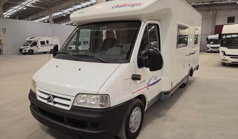 
								TRIGANO CHALLENGER VDL PERFILADA CAMA FRANCESA lleno									