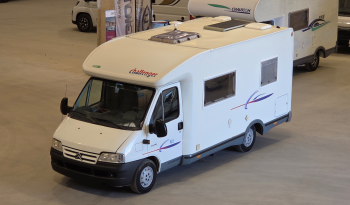
									TRIGANO CHALLENGER VDL PERFILADA CAMA FRANCESA lleno								