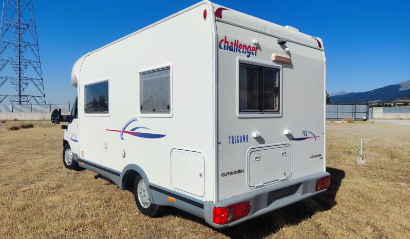 
								TRIGANO CHALLENGER VDL PERFILADA CAMA FRANCESA + A.A. 12 VOLTS lleno									
