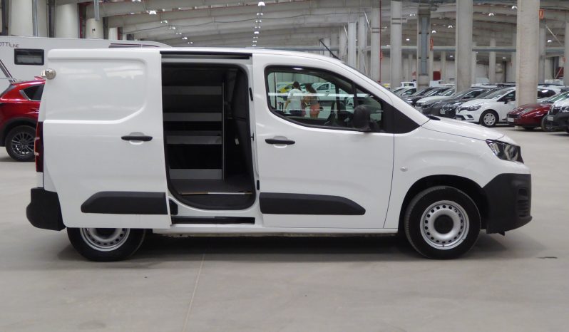 
								PEUGEOT Partner BlueHDi 100 CV lleno									