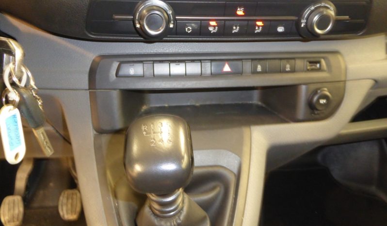 
								Peugeot Expert Furgon BlueHDi 100CV Standard lleno									
