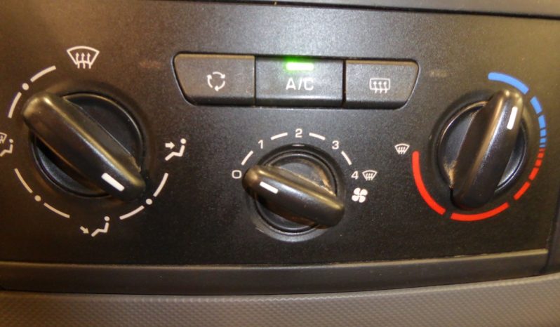 
								PEUGEOT PARTNER HDI 75CV L1H1 COMBI, MIXTA, TEPEE lleno									