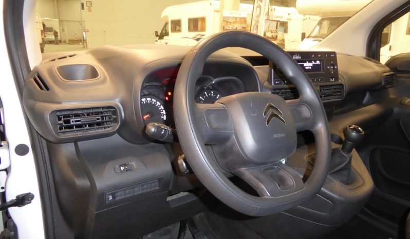 
								CITROEN BERLINGO Talla M BlueHDi 100 CV CONTROL lleno									