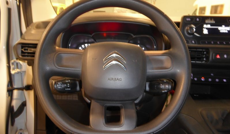 
								CITROEN BERLINGO Talla M BlueHDi 100 CV CONTROL lleno									