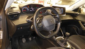 
									Peugeot 2008 Active 100 CV gasolina lleno								