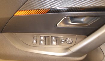 
									Peugeot 2008 Active 100 CV gasolina lleno								