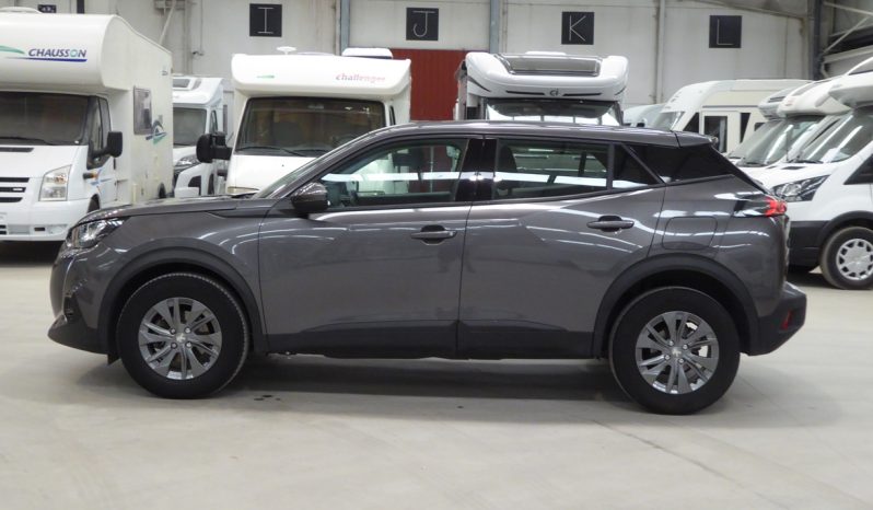 
								Peugeot 2008 Active 100 CV gasolina lleno									