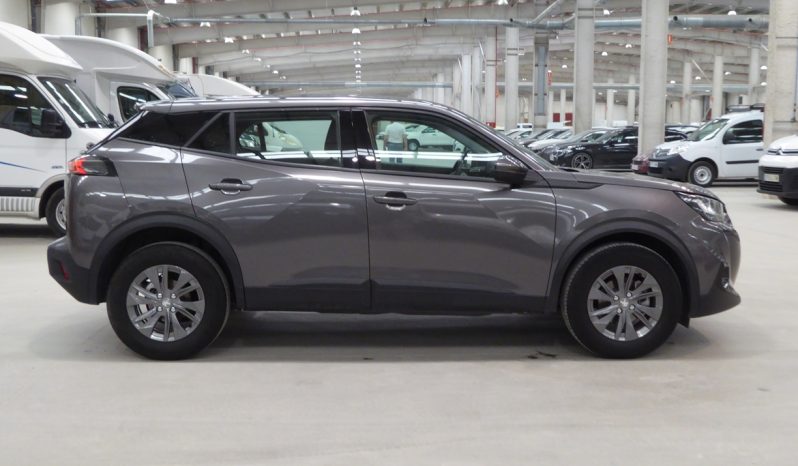 
								Peugeot 2008 Active 100 CV gasolina lleno									