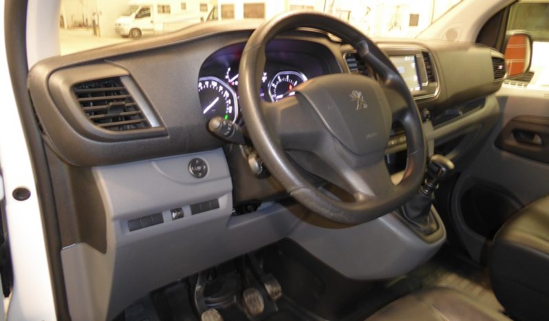 
								Peugeot Expert Furgon BlueHDi 100CV long lleno									