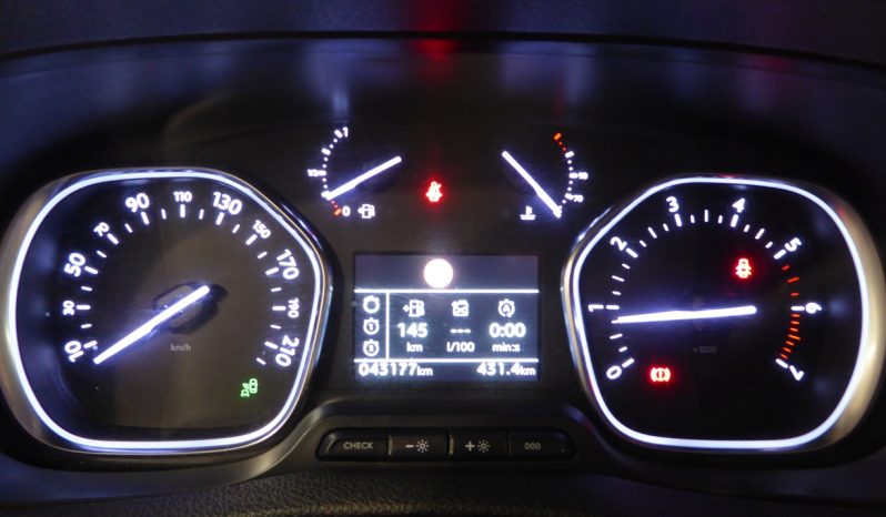 
								Peugeot Expert Furgon BlueHDi 100CV long lleno									