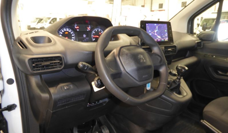 
								Peugeot Partner/Rifter Long 130CV 4×4 Dangel lleno									