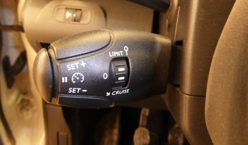 
									PEUGEOT Partner BlueHDi 100 CV lleno								