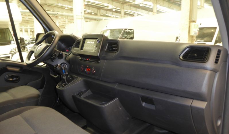 
								RENAULT MASTER 145 CV. L4 RWD caja abierta lleno									
