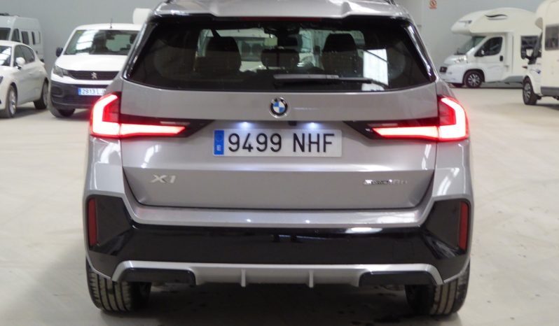 
								BMW X1 sDrive18d pack M automatico lleno									