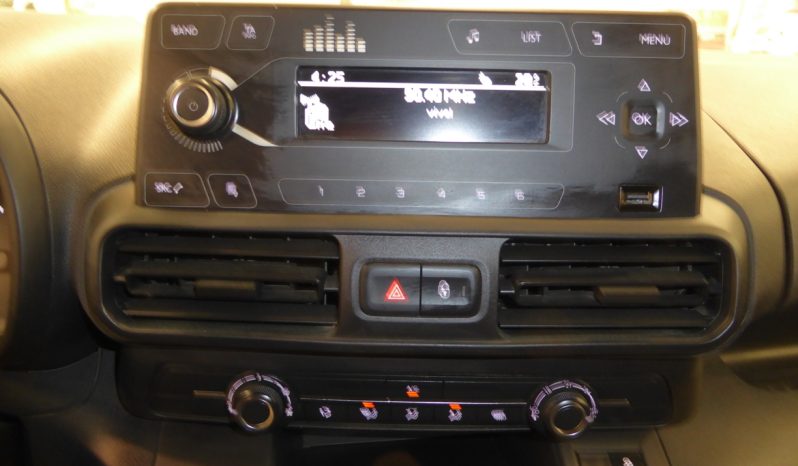 
								CITROEN BERLINGO Talla M BlueHDi 75 CV CONTROL lleno									