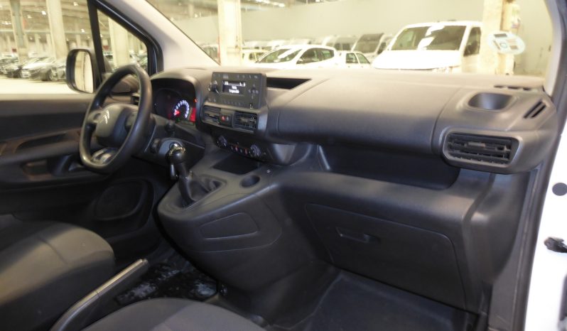 
								CITROEN BERLINGO Talla M BlueHDi 75 CV CONTROL lleno									