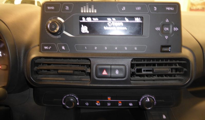 
								CITROEN BERLINGO Talla M BlueHDi 75 CV CONTROL lleno									
