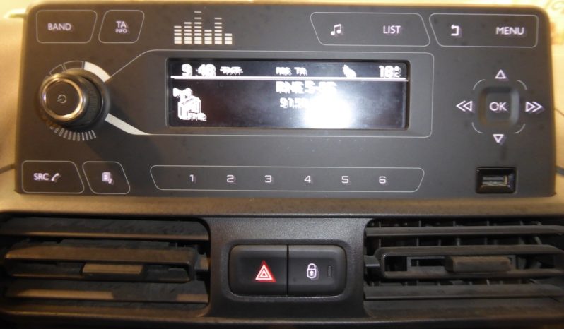 
								CITROEN BERLINGO Talla M BlueHDi 75 CV CONTROL lleno									