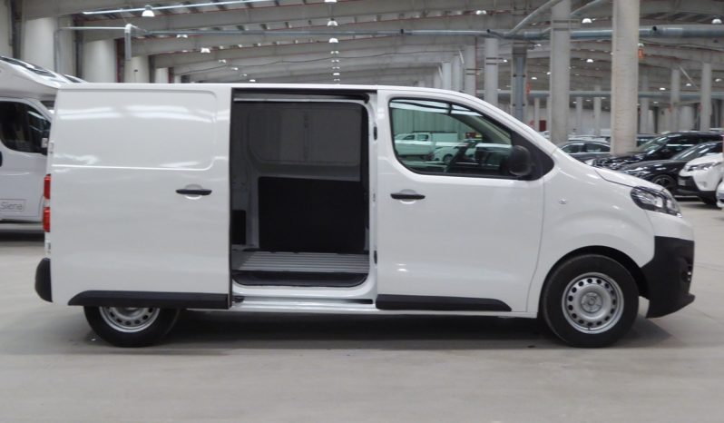 
								CITROEN JUMPY Talla M BlueHDi 100CV Confort lleno									