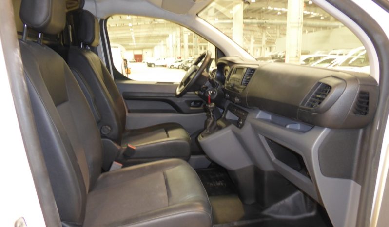 
								CITROEN JUMPY Talla M BlueHDi 100CV Confort lleno									