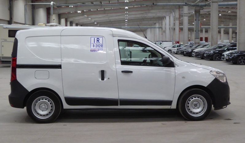 
								DACIA Dokker Essential 1.6 80kW 110CV isotermo IR lleno									