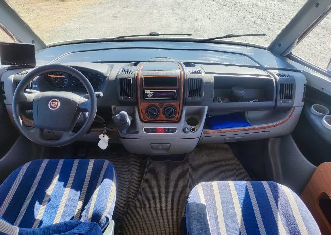 
								BURSTNER AVIANO I 684 INTEGRAL ALTA GAMA, CAMA FRANCESA + Generador lleno									