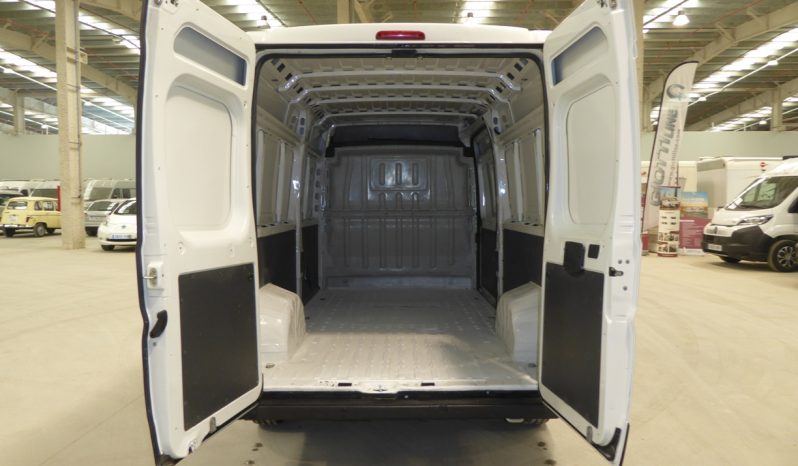 
								Peugeot Boxer BlueHDi 130CV Furgon 335 L3H2 lleno									