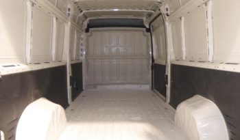 
									Peugeot Boxer BlueHDi 130CV Furgon 335 L3H2 lleno								