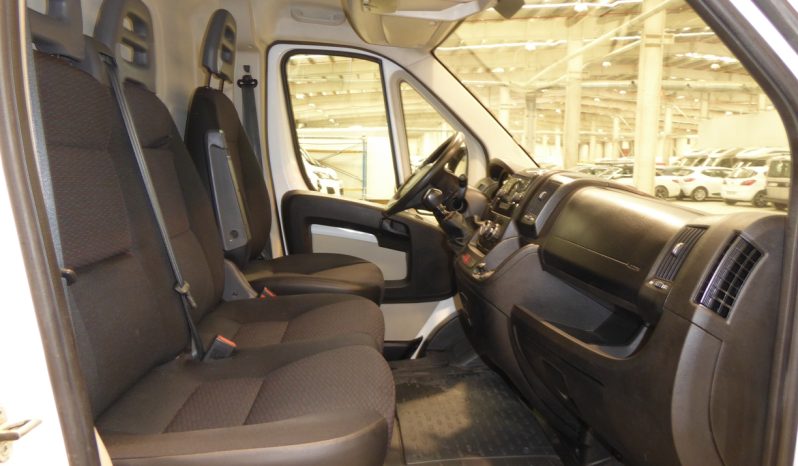 
								Peugeot Boxer BlueHDi 130CV Furgon 335 L3H2 lleno									