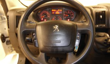 
									Peugeot Boxer BlueHDi 130CV Furgon 335 L3H2 lleno								