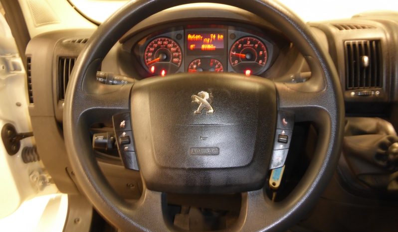 
								Peugeot Boxer BlueHDi 130CV Furgon 335 L3H2 lleno									