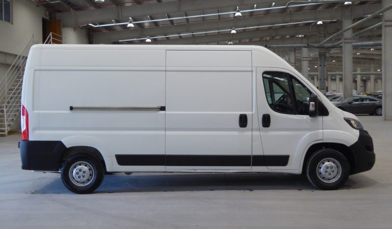
								Peugeot Boxer BlueHDi 130CV Furgon 335 L3H2 lleno									