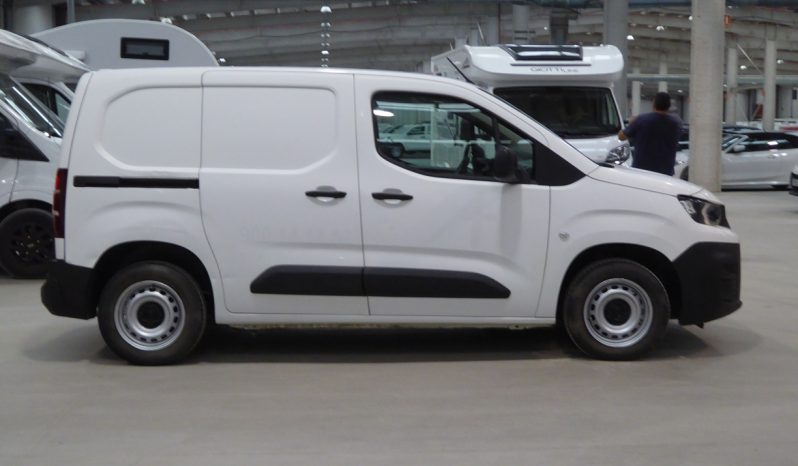 
								PEUGEOT Partner BlueHDi 100 CV lleno									